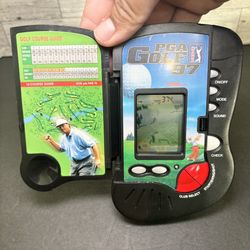 1997 Tiger Electronics PGA Tour Golf Electronic Handheld Game TESTED