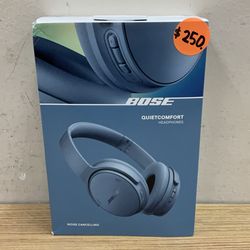 BOSE QUIETCOMFORT HEADPHONES .