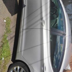 2015 HYUNDAI ELANTRA FOR PARTS , GOOD ENGINE AND TRANSMISSION 