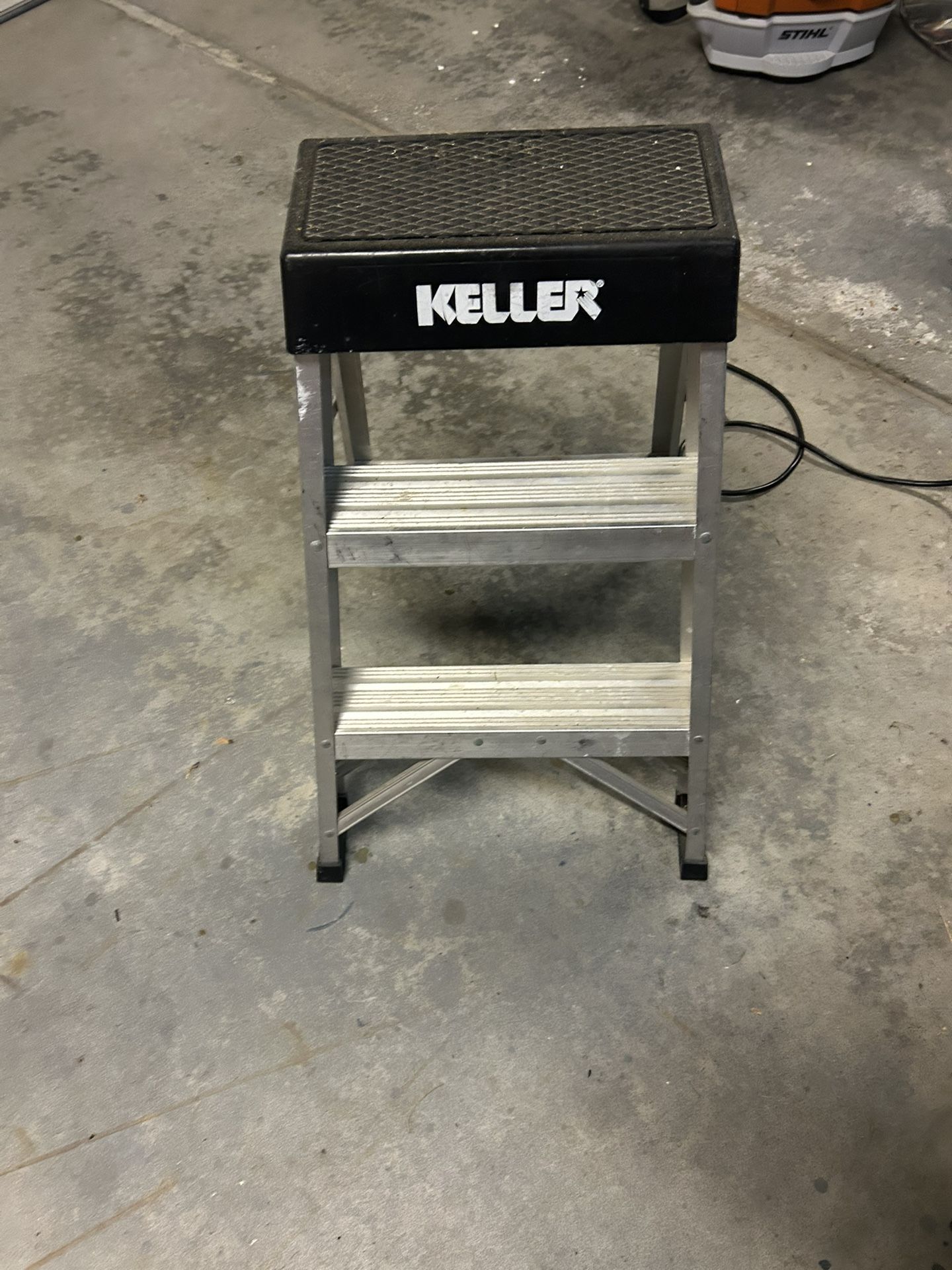 2 Ft Ladder