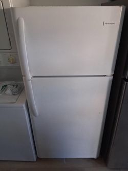 frigidaire refrigerator