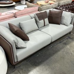 WROUGHT STUDIO Benianimo Sofa