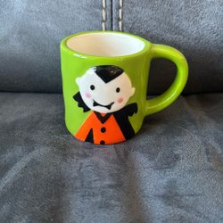 New Without Package Lang Small Mini Mug Cup Halloween Green Dracula Decoration