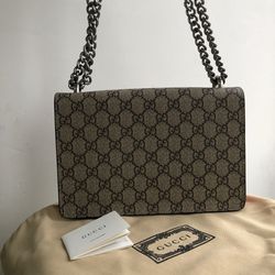 GUCCI Messenger Bag for Sale in San Jose, CA - OfferUp