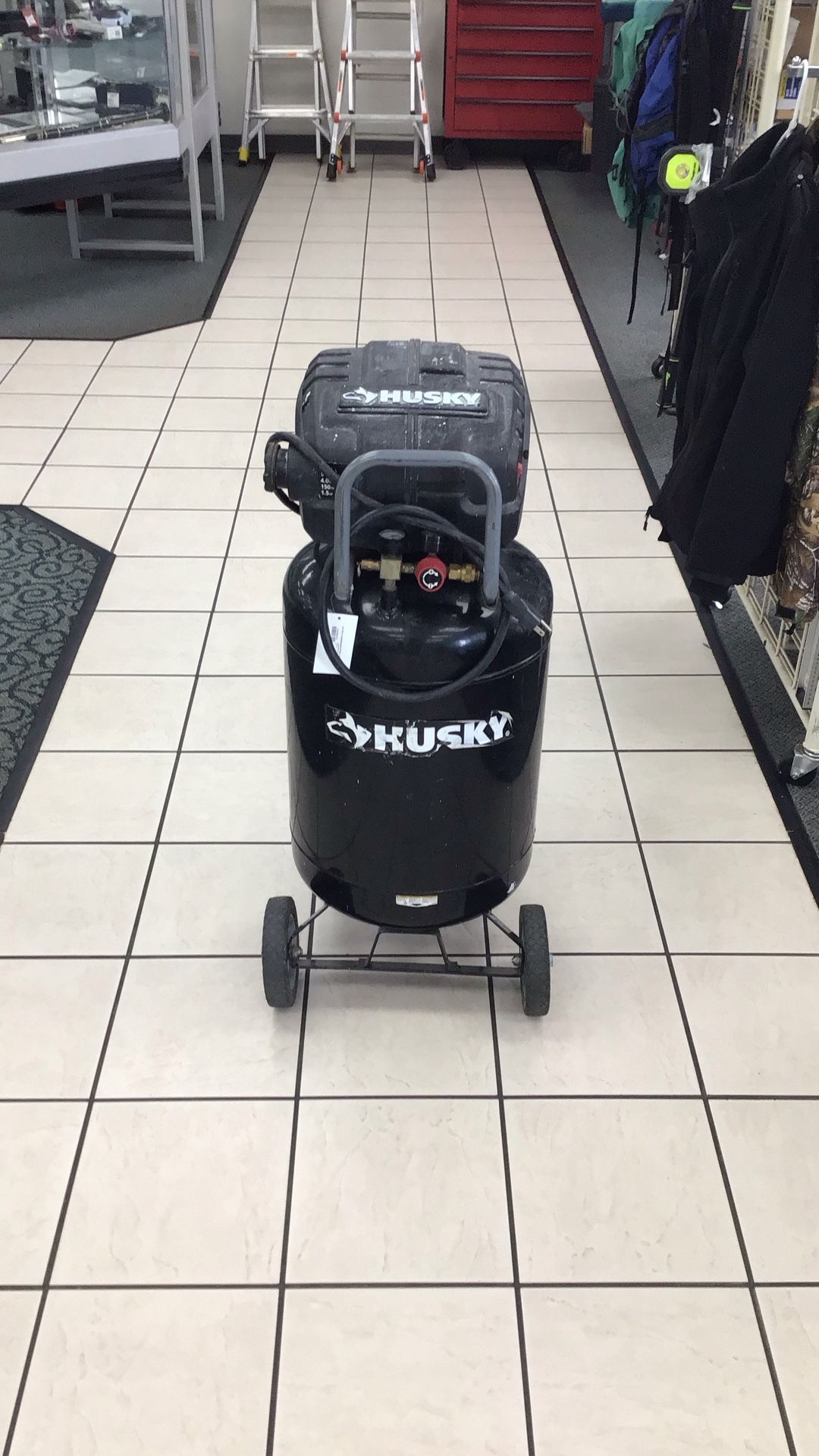 Husky 20 Gallon Air Compressor
