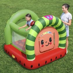 COCOMELON BOUNCE HOUSE