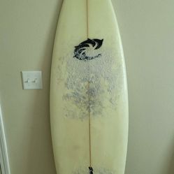 Surfboard 