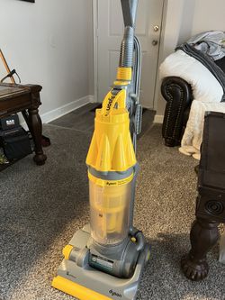 Dyson DC07 Vacuum Cleaner