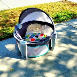 BABY OR SMALL PUPPY PLAY PEN 