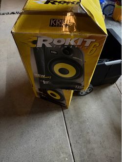 Krk rokit powered  6 speakers
