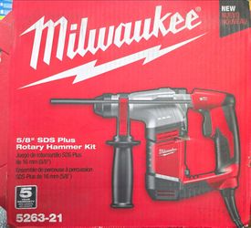 Milwaukee rotary hammer