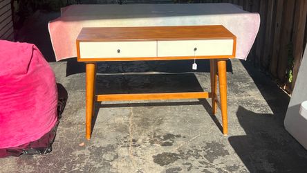 BEAUTIFUL MID CENTURY MODERN DESK