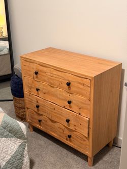 Wooden 4-Drawer Cabinet/Dresser
