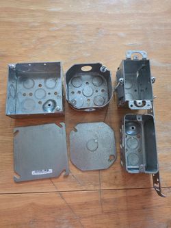 Galvanized steel 1 gang Electric boxes new and old work, 2 gang square metal box and covers and junction box with cover. All for $30. New in excellent