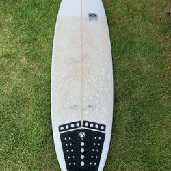 Surfboard short board