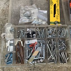 Assortment Kits (2) - Screws / Nails