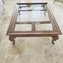 Drexel Chatham Oak Coffee Table W. Glass Top
