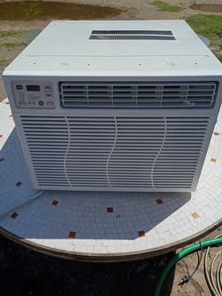 18,000 BTUs GE Air Conditioner