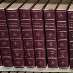 Vintage 1961 Encyclopedia Britannica 1768 Complete Set
