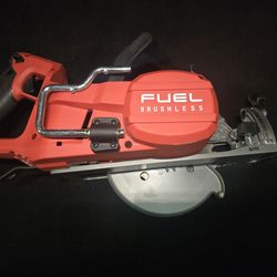 Milwaukee FUEL M18 7-1/4 inch Rear Handle Circular Saw 2830-20
