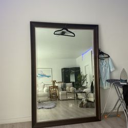 Big Mirror 