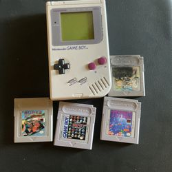 Nintendo Game Boy 