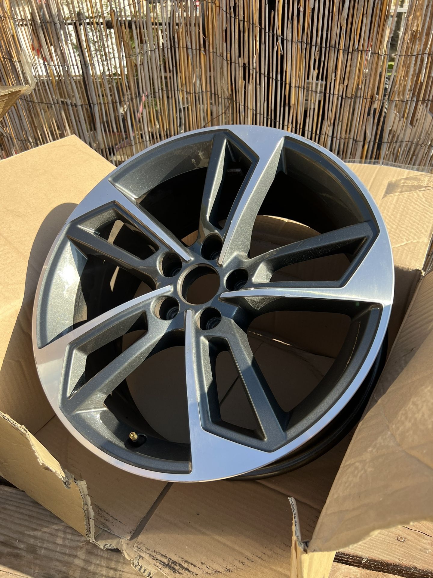 Audi A4 Wheel / Rim 18” 