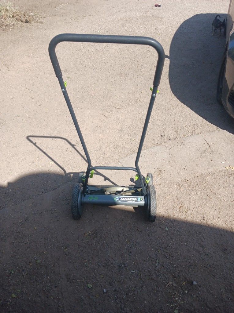 Lawn Mower 16invh Earthwise