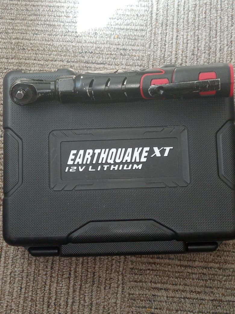 12v Max Lithium 3/8 In. Cordless Xtreme Torque Ratchet Wrench Kit