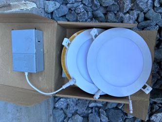 6 flat celling lights new all for $20