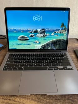2020 MacBook Air M1 13-inch 512GB SSD 8GB RAM