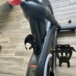 Echelon Connect Spin Bike