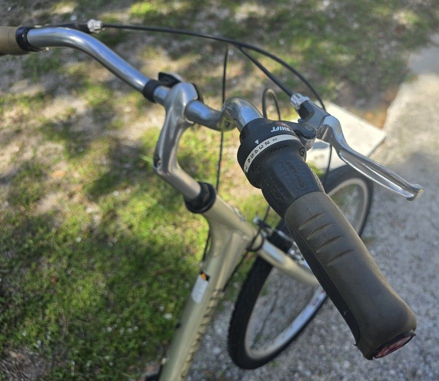 Schwinn Sierra 7 His and Hers Bicycles
