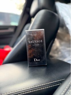 Dior Sauvage Eau De Parfum