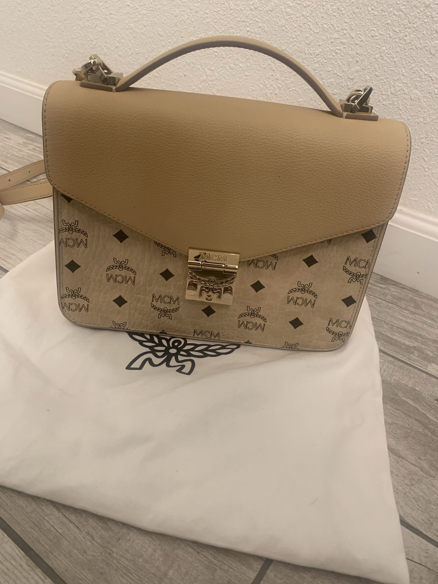 New McM Bag Authentic 