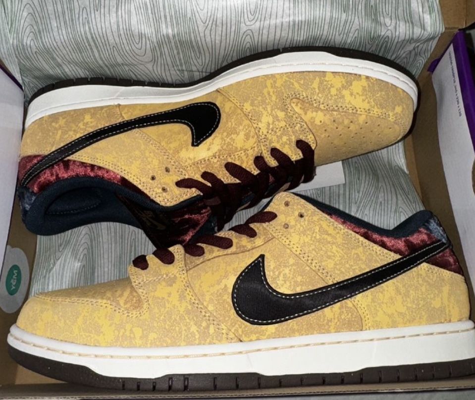 NEW 2024 NIKE SB DUNK LOW “City Of Cinema” Sz10 & 10.5