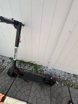 GoTrax E-scooter (CHECK DESCRIPTION)