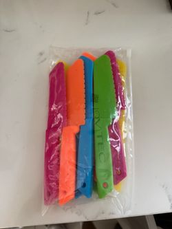 Kid's Plastic Cooking Knife Set