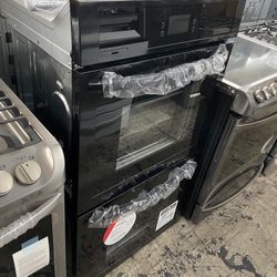 Frigidaire Black 27” Double Oven Electric
