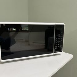 Microwave (instruction Manual Included)