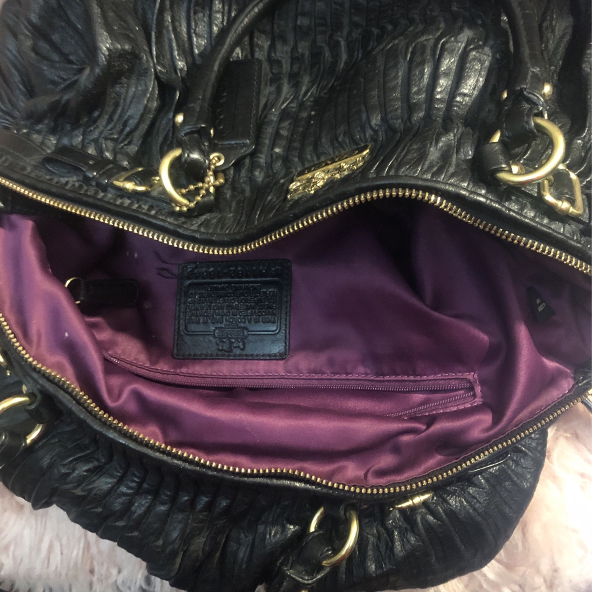 Black With Gold Coach Purse for Sale in Bloomington, CA OfferUp