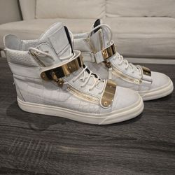 Giuseppe Zanotti Coby high-top sneakers in white croc-embossed leather with gold-tone hardware Size 44.5