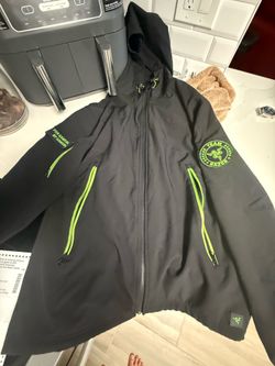 RAZER GAMING JACKET-black/yellow (with hood and inner headphone pockets)