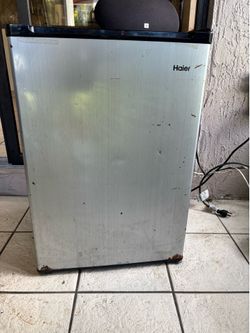 Mini fridge