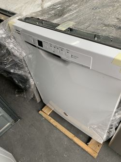 GE dishwasher in glossy white new