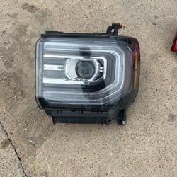 2016 2017 2018 GMC Sierra Danali Driver Side Headlight LED