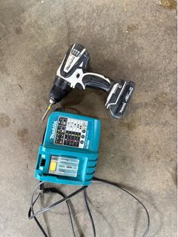 Makita  drill + charger