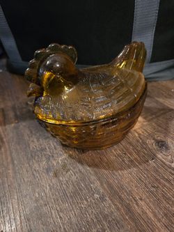 Amber Glass "Hen on a Nest" Candy Dish