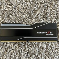 Gskill Trident Z5 Neo 32x2(64) DDR5 6000mhz CL 30