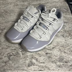 Jordan 11 Lows Grey 
